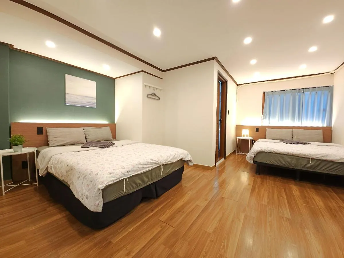 Hotel OYO Rooftop Hostel Seoul