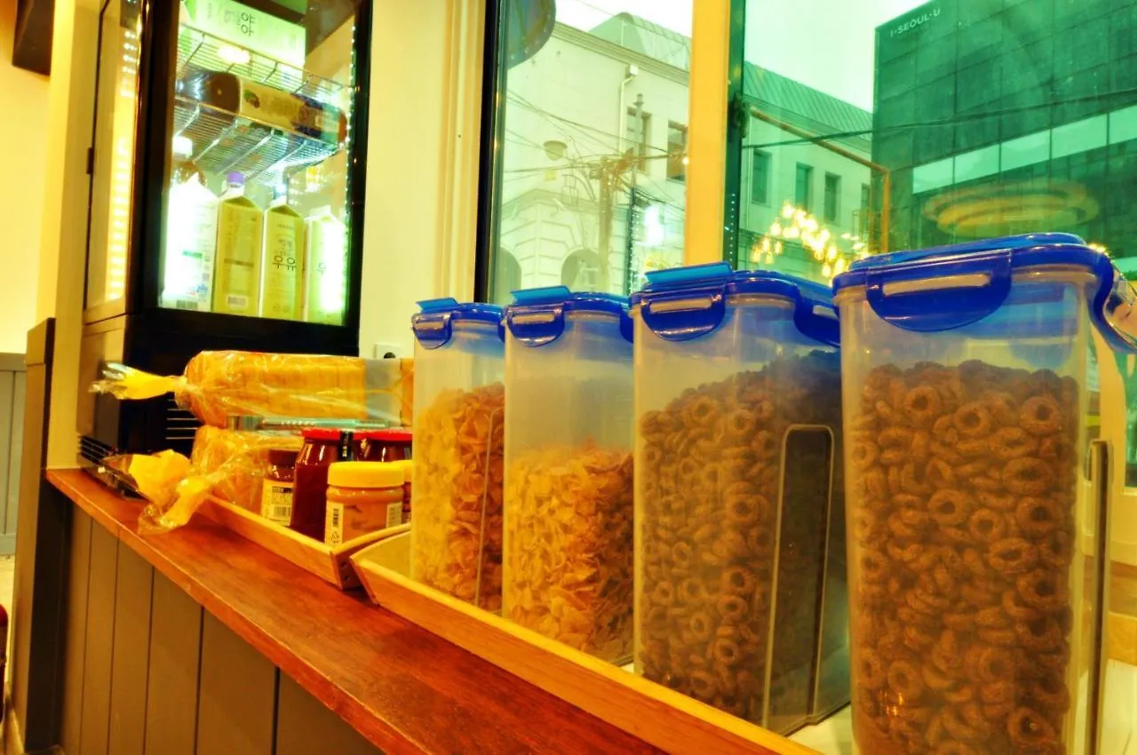 *** Hotel Oyo Rooftop Hostel Seoul South Korea
