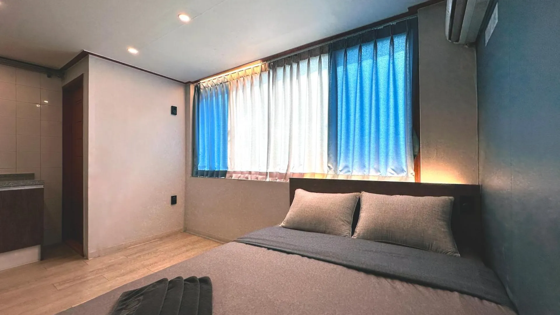 Hotel Oyo Rooftop Hostel Seoul