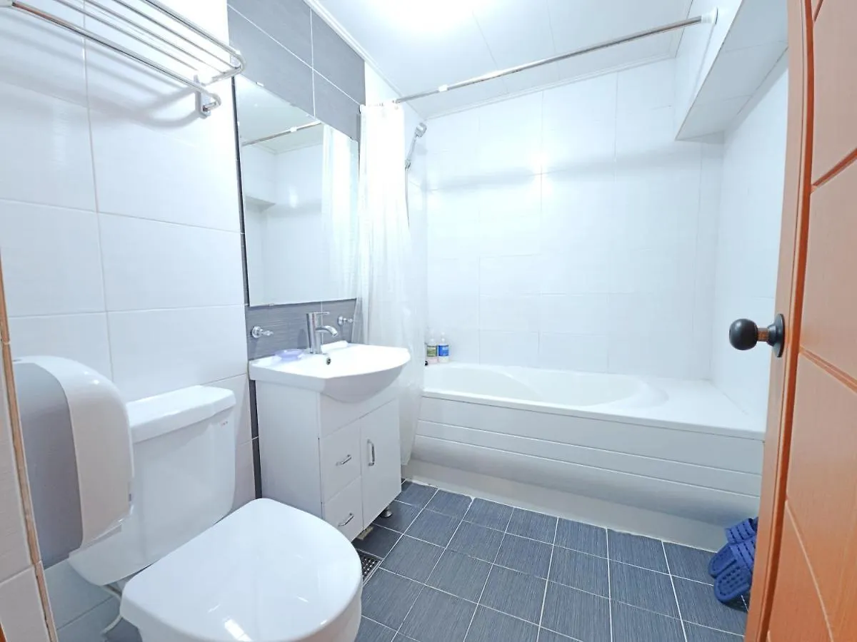 OYO Rooftop Hostel Seoel