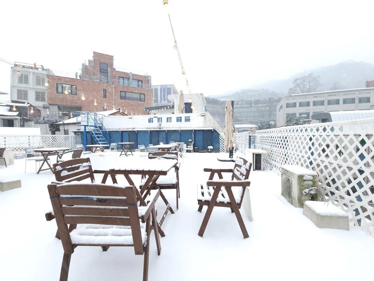 OYO Rooftop Hostel Seoel Hotel