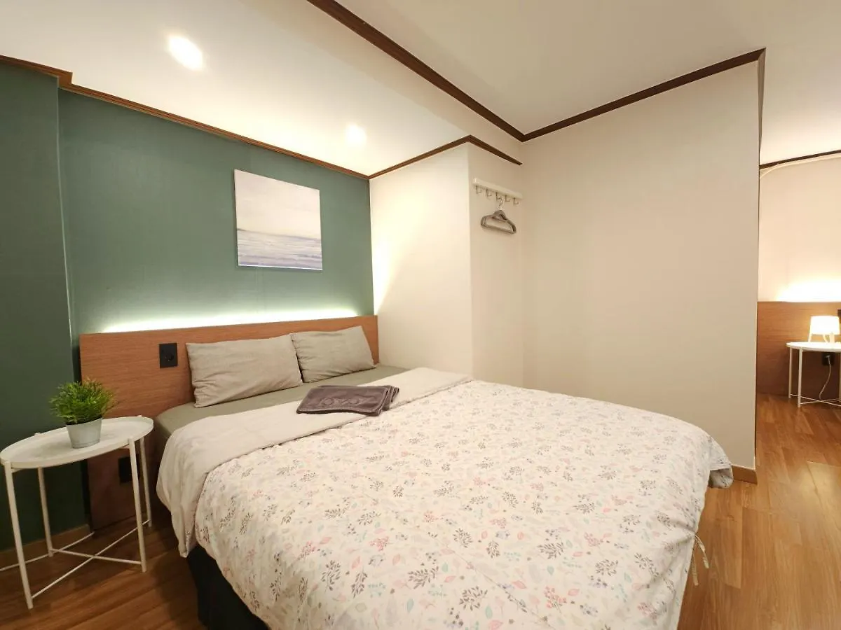 Oyo Rooftop Hostel Seul